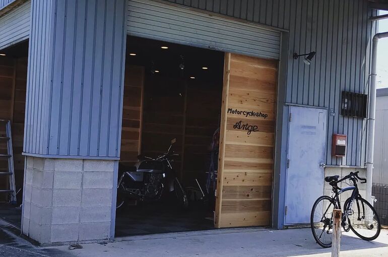 motorcycle-shop-ange